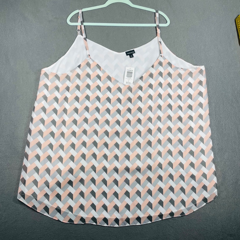 Torrid Women Camisole Polyester Geometric Grey Peach Size 4 Plus Business Casual